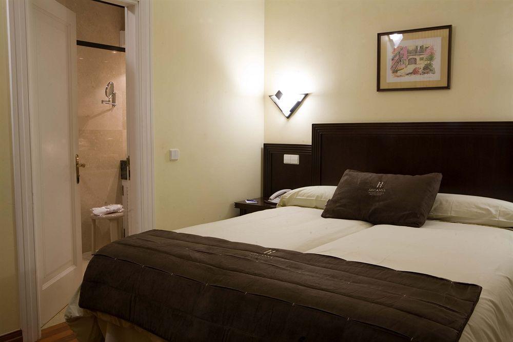 Hotel Escuela Santa Brigida ภายนอก รูปภาพ